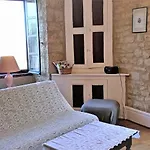 בית נופש La Maison Chez Karen Séniergues